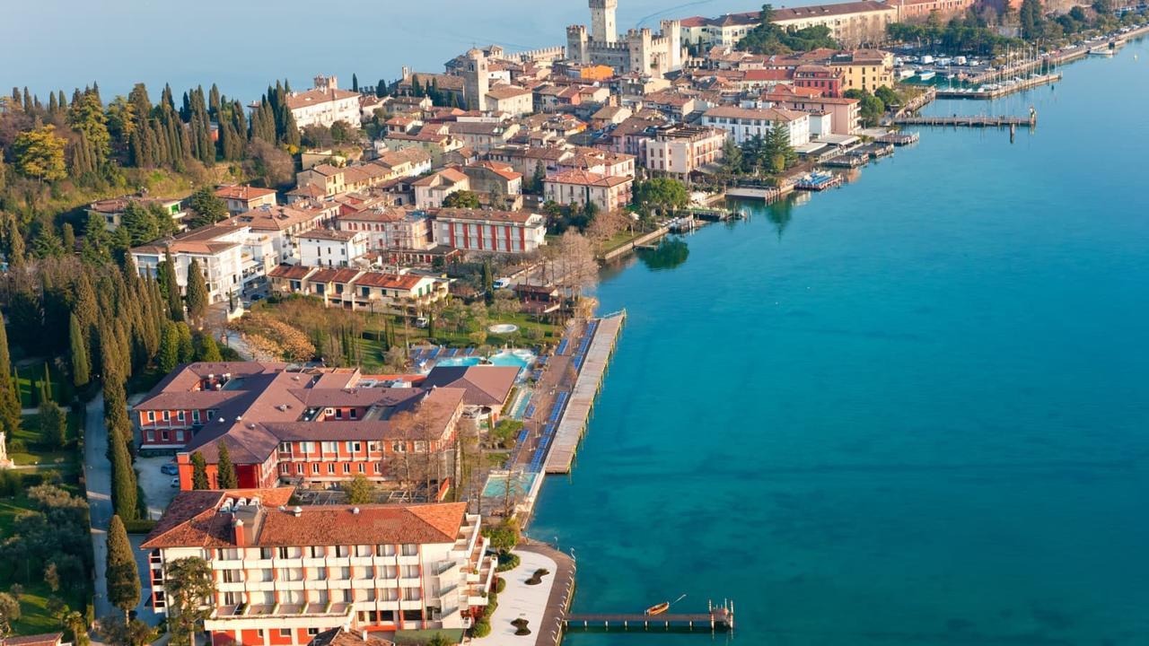 Hotel Aurora Sirmione Exterior photo